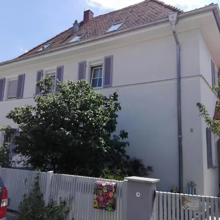 ゲストハウス Bezauberndes Studio Nurnberg Fair